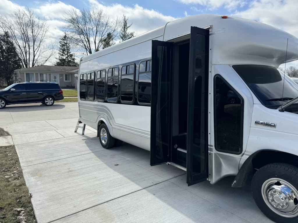 Pistons Games Party Bus-Wedding Limousine Services-Detroit Tigers Party Bus Rentals
