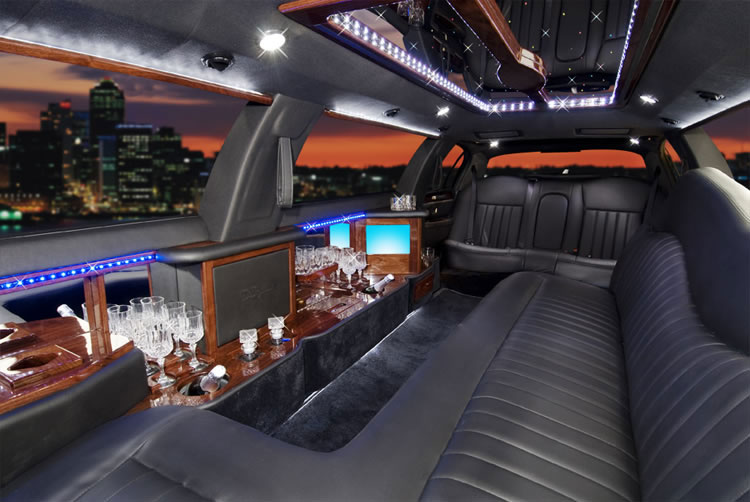 Luxury Chauffeur Services in Detroit