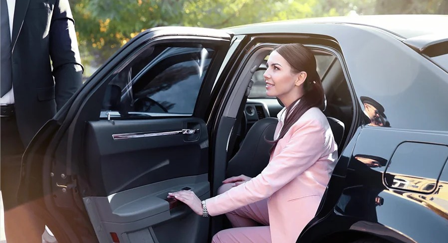 Prom Limo Service & Homecoming Limo Detroit